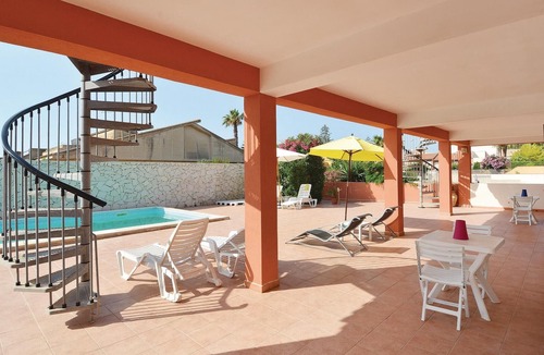 Caucana-finaiti-casuzze-finaiti Nord Apartment | These 6 recently built, simply furnished apartments are located about 300m from the sea.
