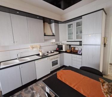 Canicatti Apartment | Tiz Home