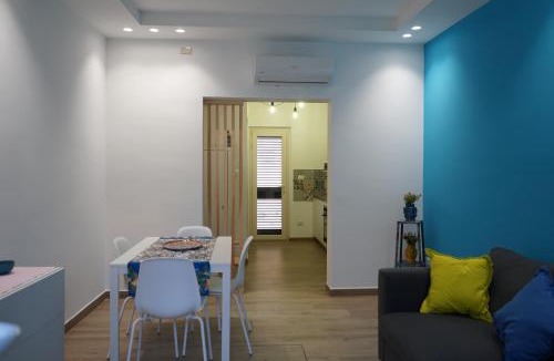 Licata House | TorrediGaffe Home, una casa nella piazzetta del borgo a due passi dal mare