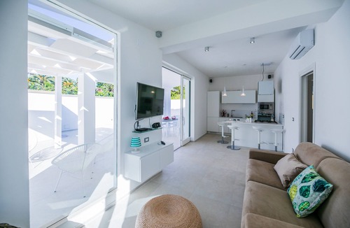 Fontane Bianche Villa | Total White Villa - Relaxing experience