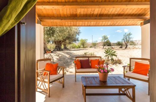 Avola Villa | Trappeto Dellago with sea view, pool, parking & wi-fi