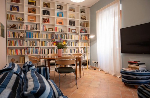 Trastevere Apartment | TrastevereHome-Bright 5BR Character Home with Lift