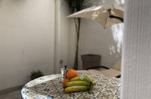 Monte di Pieta House | Tufoletto Apartment