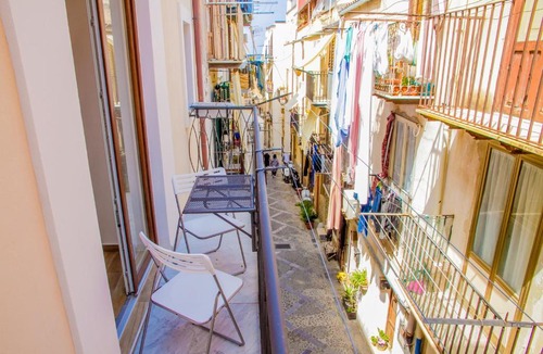 Old Town Apartment | Two Hearts Accomodations