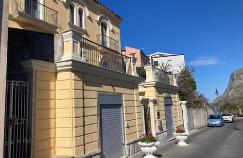 Maratea Apartment | Two-room apartment Miravalle in quiet and sunny area of Maratea Old Town