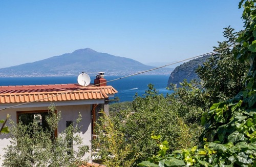 Sant'Agnello House | ULIVI APT in Sorrento