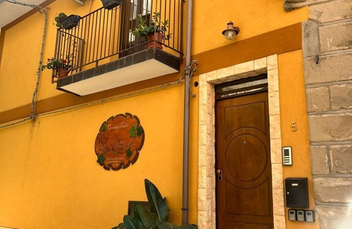 Motta Camastra Apartment | Vacation home " Antico Borgo a passi dalle Gole Alcantara" apartment NOCE