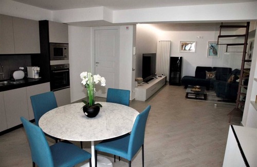 Vampolieri I Condo | Vampolieri luxury home