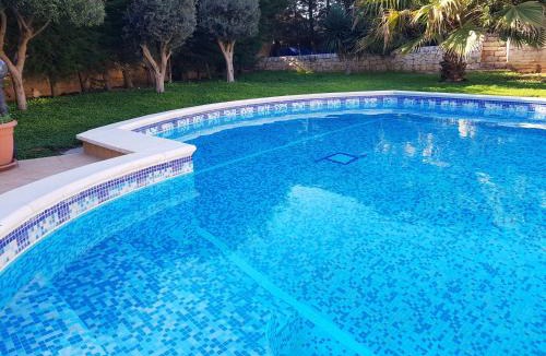 Cava dʼAliga Apartment | VanessaHolidayHome