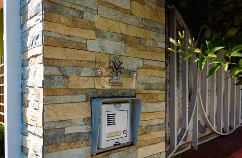 San Leone Apartment | Vbeb Macrame Rooms Agrigento 'Double Room with External Bathroom' with Balcony, Wi-Fi and Air Conditioning