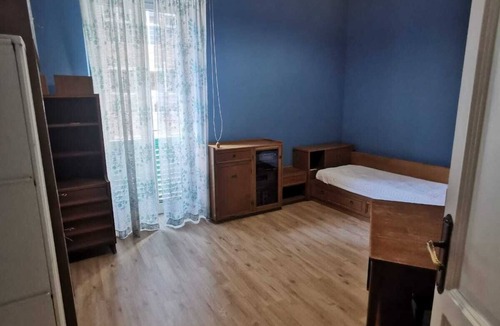 Quartieri Nuovi della Mosella Apartment | Very central three-room apartment in a period building