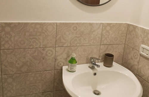 Cibali Apartment | Via Susanna suitable for families. Hellie's Home