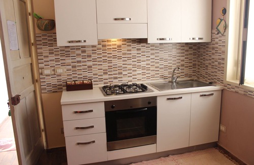 Capaci Villa | Viilla surrounded by greenery 1 km from the sea and adjacent to the town.