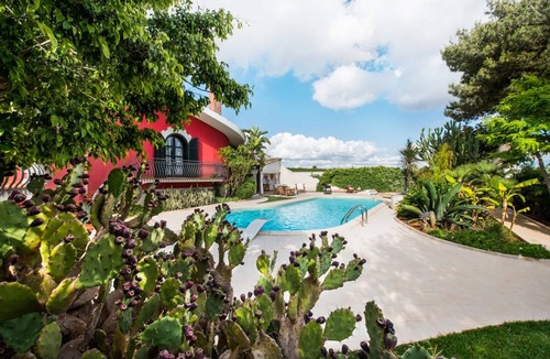 Mazara del Vallo Villa | Villa ∙ 4 bedrooms ∙ 8 guests