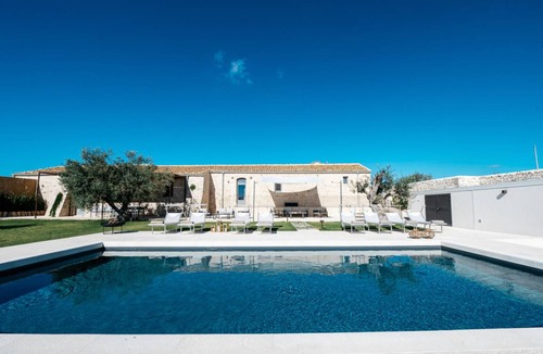 San Filippo Villa | Villa ∙ 4 bedrooms ∙ 18 guests