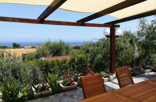 Campofelice di Roccella Villa | Villa Ancora - 2 bedrooms villa with Sea View, large Terrace, Pool, and BBQ