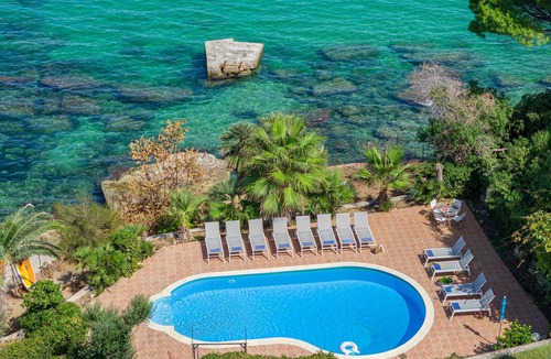 Santa Flavia Villa | Villa Acquamarina with pool on the sea