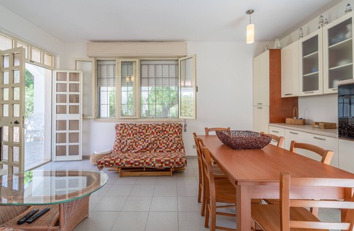 Reitani Villa | Villa "Amore" with Private Terraces & Garden