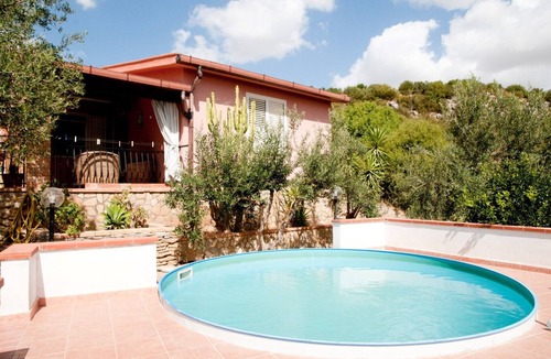 Sciacca Historic Centre Villa | VILLA ANGELA in Sicily for 5 people not far from the sea with swimming pool