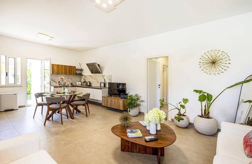 Arenella Villa | Villa Arenella by Villa Plus