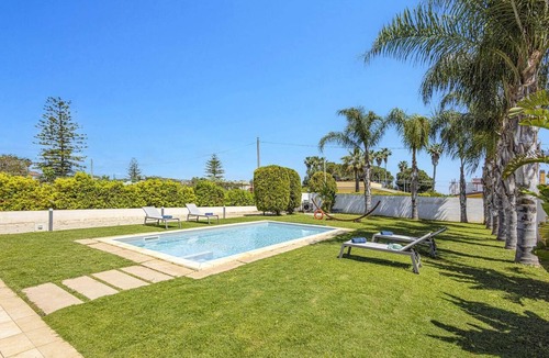 Arenella Villa | Villa Arenella by Villa Plus