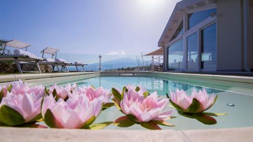 Giardini Naxos Villa | Villa Aura 6, Emma Villas