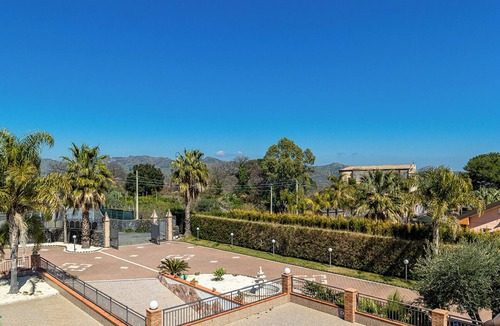 Mineo Villa | Villa Aura-Home n Pool