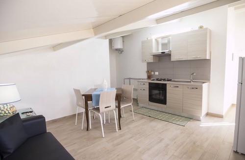 Acate Villa | Villa Barletta apartment mansarded in villa on the first floor number 5