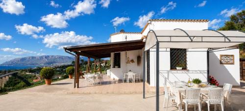 Balestrate Villa | Villa Bellavista Luxury Retreat