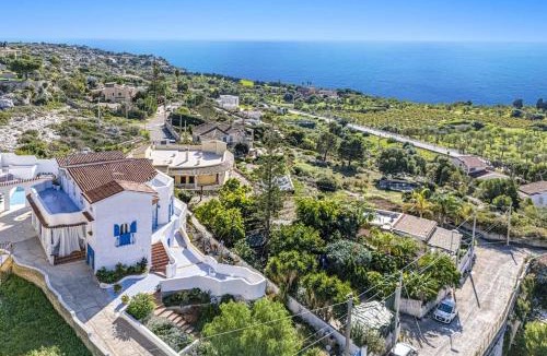 Syracuse Villa | Villa Blu Marino by Villa Plus