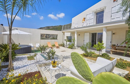 Alcamo Villa | Villa Bonifato Vacation Rental: Amazing View of the Countryside