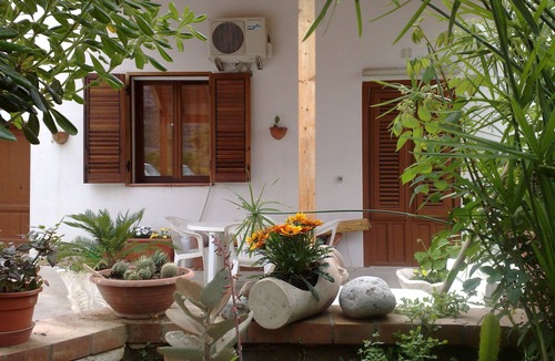 Capaci Villa | villa BUTTERFY 1 sea and history