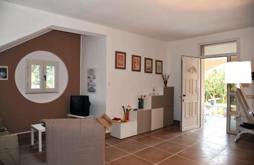Calabernardo Apartment | VILLA CALA BERNARDO 2 Appartamenti