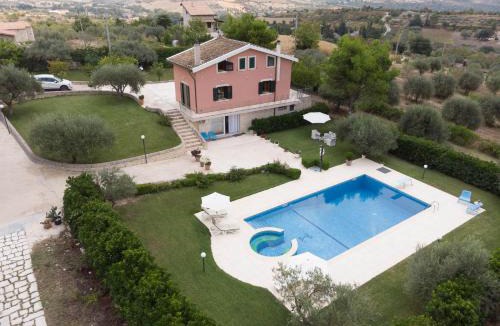 Giarratana Villa | Villa Calaforno