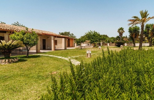 Santa Croce Camerina Villa | Villa Camerina - Six Bedroom Villa, Sleeps 10