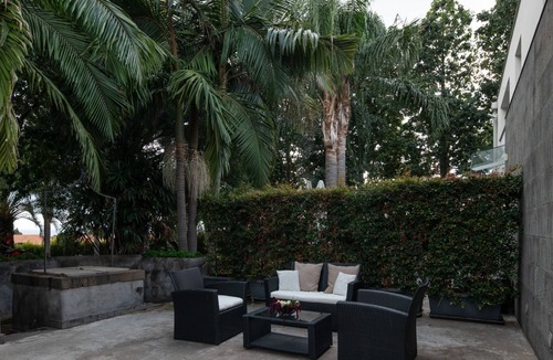 Mascali House | Villa Carlino White