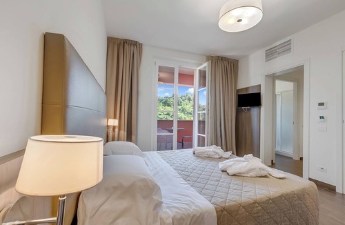 Castelletto d'Orba Hotel | Villa Carolina Golf View 14, Castelletto d’Orba, Italy