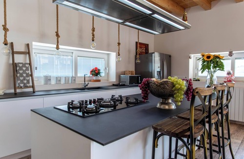Vittoria Villa | Villa "Casa di Noi" with Garden, Terrace and Air Conditioning