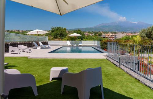 Acireale Villa | Villa Casa Elsa - Etna View & Private Pool