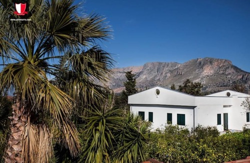 Partinico Villa | Villa "Chianurrè" with Terrace, Shared Pool & Wi-Fi