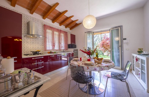 Pietrasanta Villa | Villa Clara with Outdoor Jacuzzi few km from the Sea, Pietrasanta, Italy