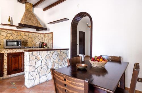 Ventimiglia di Sicilia Villa | Villa Cocos