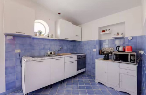 Marina Grande House | Villa Coralia with a sea view - a 10-minute walk to the Piazzetta