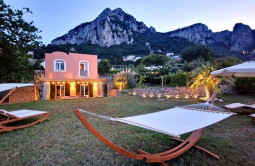 Marina Grande House | Villa Coralia with a sea view - a 10-minute walk to the Piazzetta