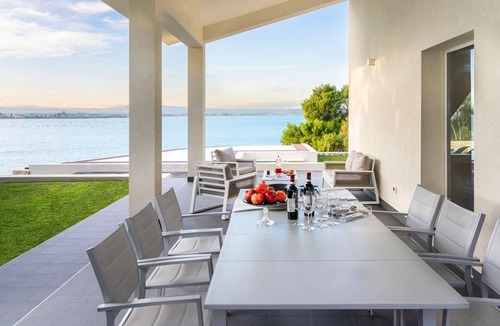 Syracuse Villa | Villa Costiera - Four Bedroom Villa, Sleeps 8