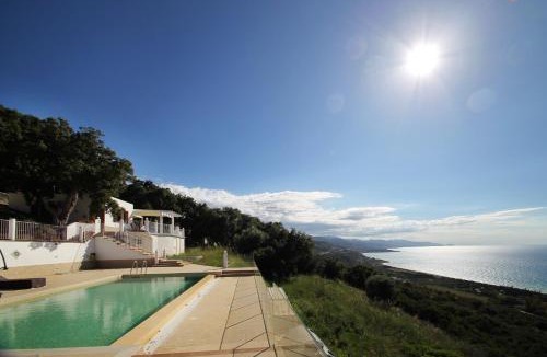 Caronia Villa | Villa DAMMUSO by Local House - private villa infinity pool & seaview