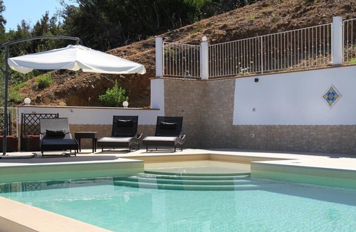 Caronia House | Villa Dammuso – Infinity Pool and Dreamy Sea View