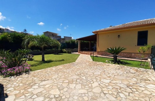 Campofelice di Roccella House | Villa del Mediterraneo