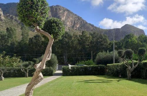 Terrasini Apartment | Villa Eagle