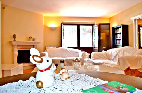 Viagrande Villa | Villa Elegante a Viagrande in Sicilia vicina al Mare e Monte Etna